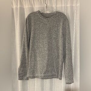 Sonoma, soft gray sweatshirt / Loungewear.  Sz. M